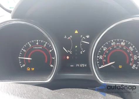 2013 Toyota Highlander Base V6 z USA, uszkodzony, nr VIN 5TDBK3EH3DS213661